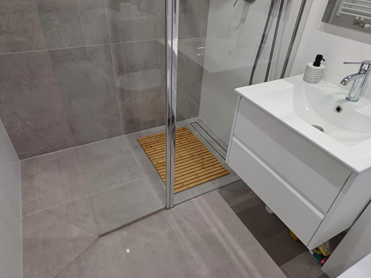 Apartament Mak Grobla - Free Parking - 3 *
